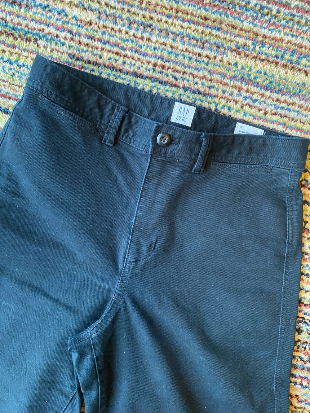 GAP Black Wide Leg Crop - Picture 2 of 9